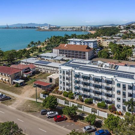 Madison Ocean Breeze Apartments Townsville Kültér fotó